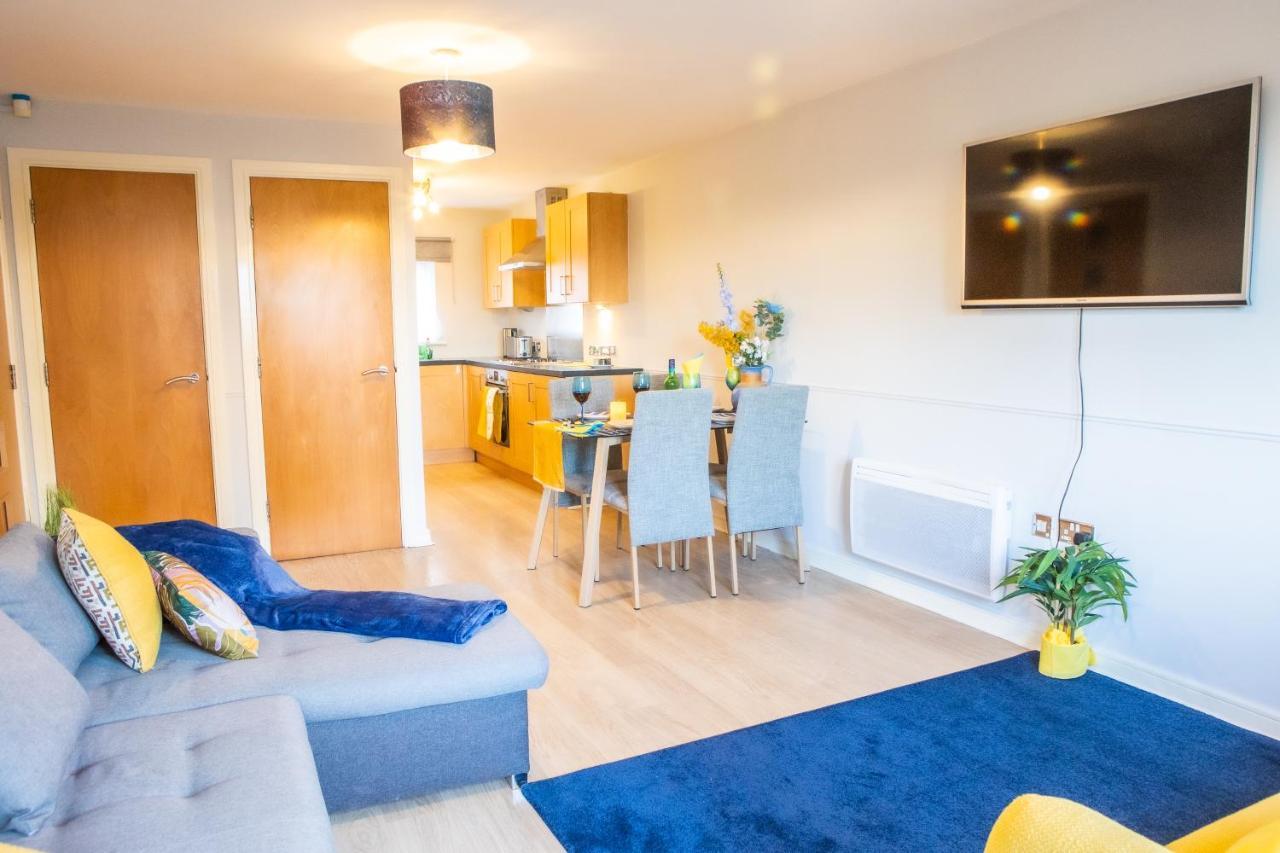Newly Furnished Appartment Near Train Station Wolverhampton Exteriör bild
