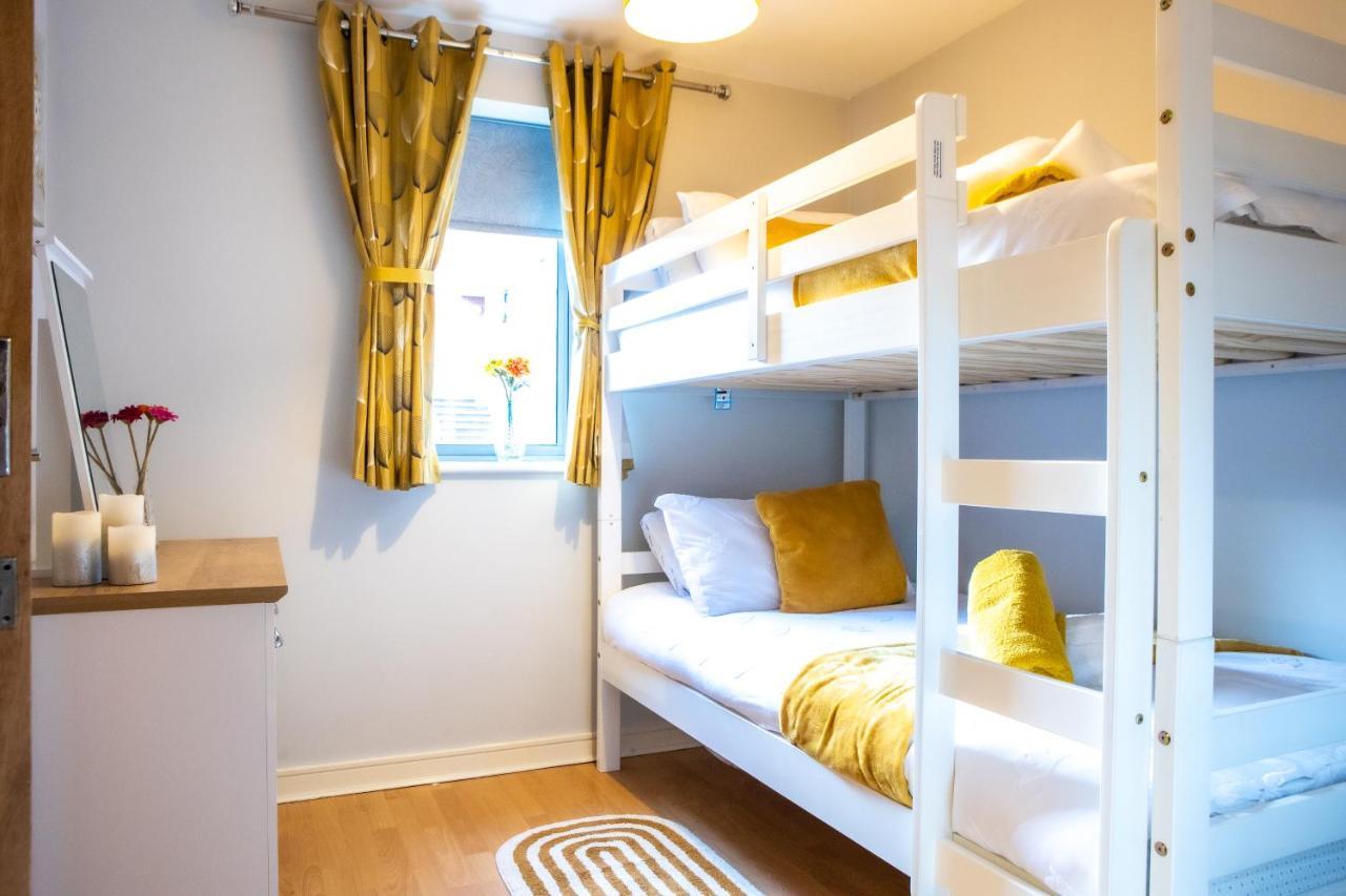 Newly Furnished Appartment Near Train Station Wolverhampton Exteriör bild