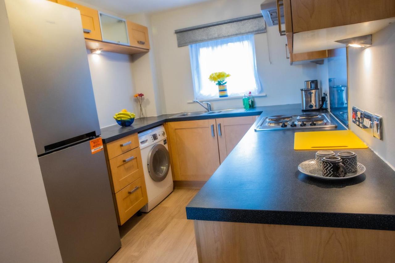 Newly Furnished Appartment Near Train Station Wolverhampton Exteriör bild
